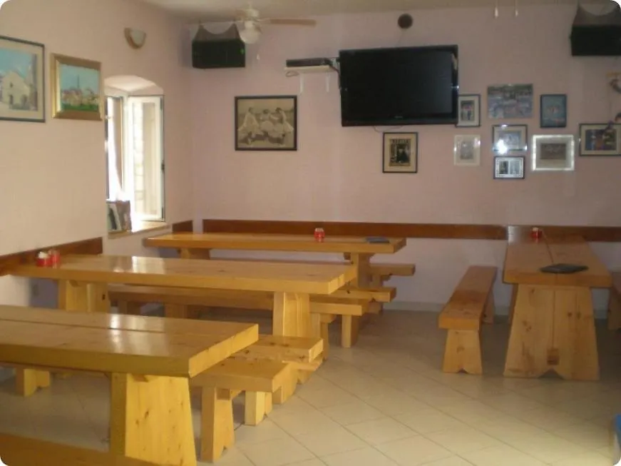 Apartment In Susak With Air Conditioning, W-Lan